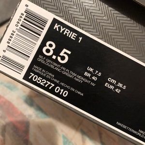 Kyrie 1 size 8.5 men. Nike original product, new.
